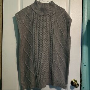 🎀Gray Cable Knit Sleeveless Sweater